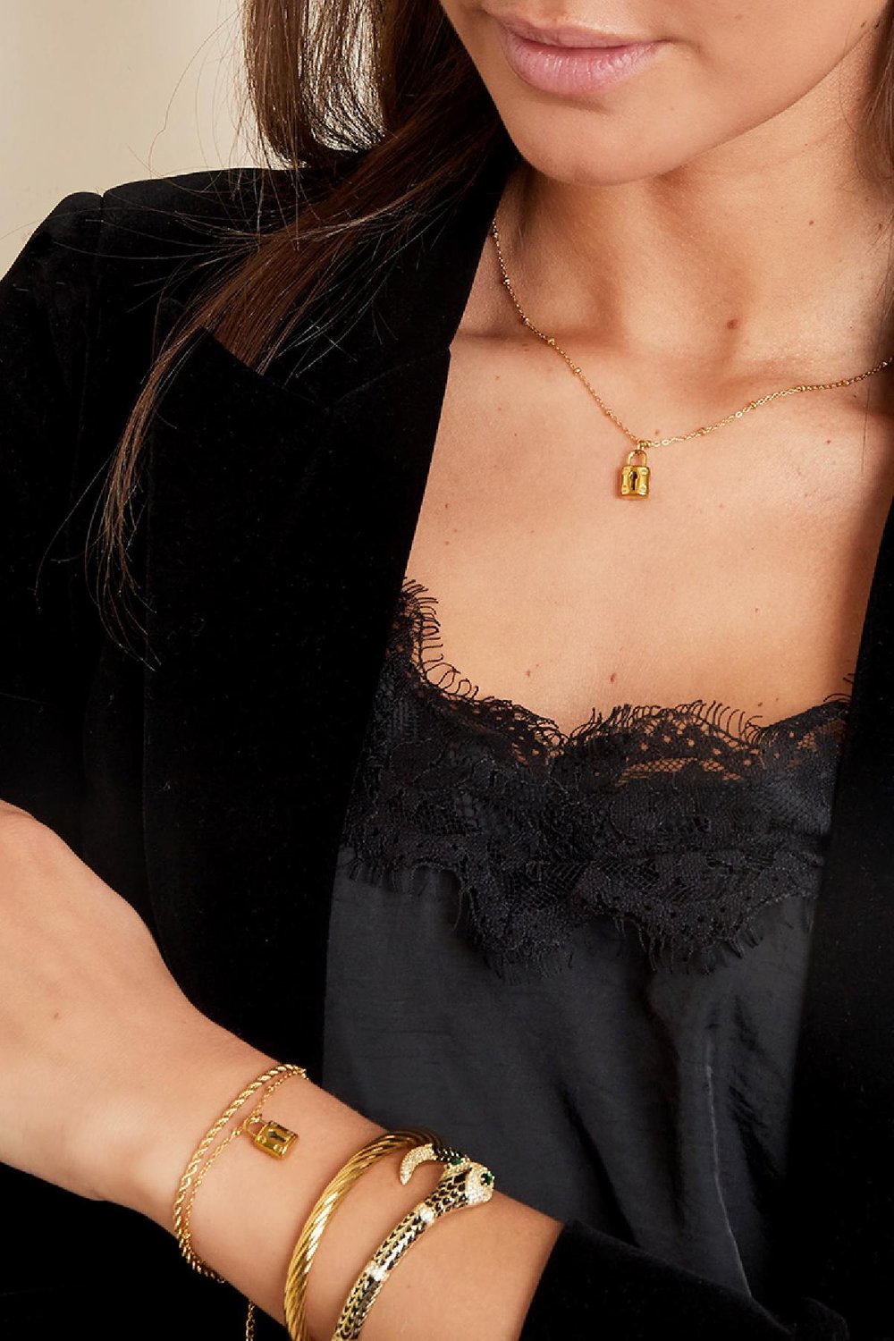 Layered bracelet with lock Gold Color Stainless Steel h5Picture3